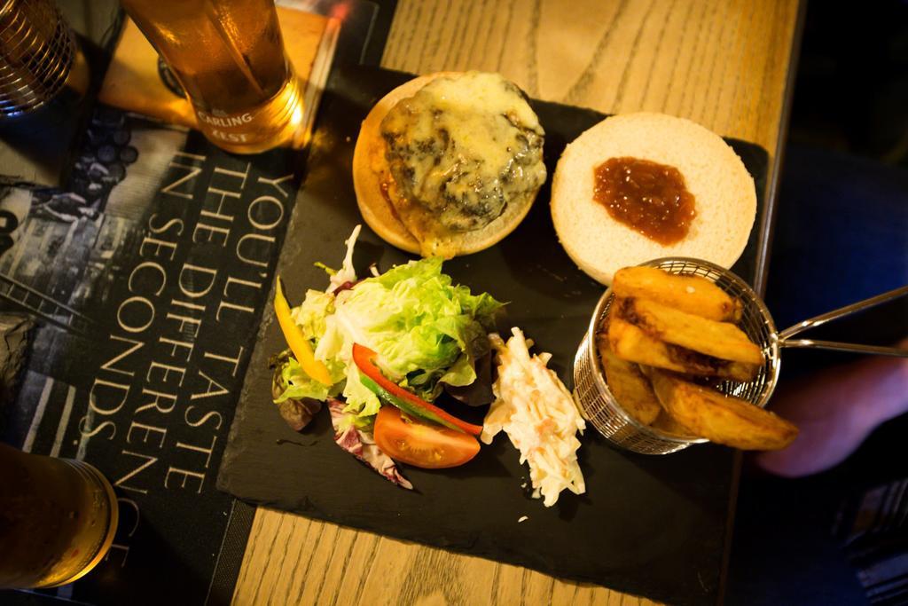 The Cheviot Hotel Bellingham Bagian luar foto